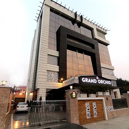 Hotel Grand Orchid 하리드와르 외부 사진