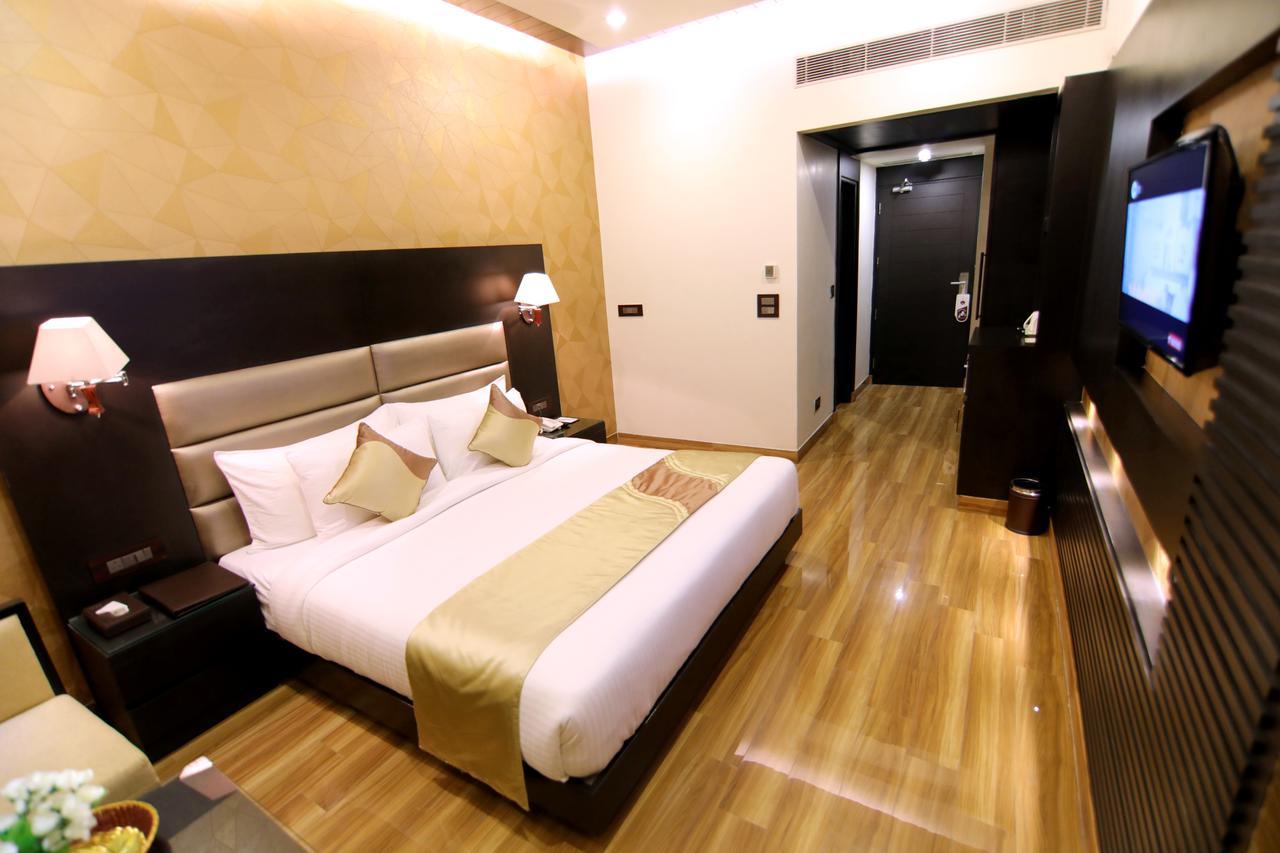 Hotel Grand Orchid 하리드와르 외부 사진